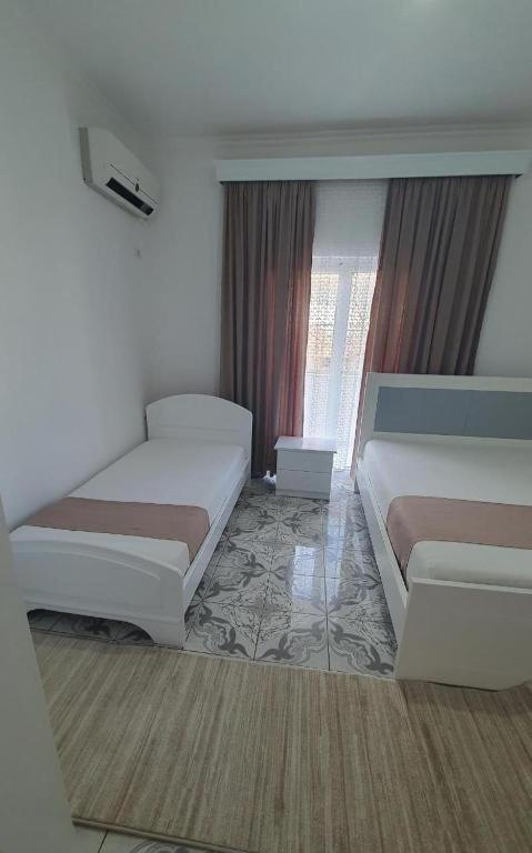 Apartament Hysaj *