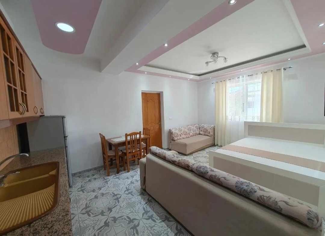 Hysaj Ksamil